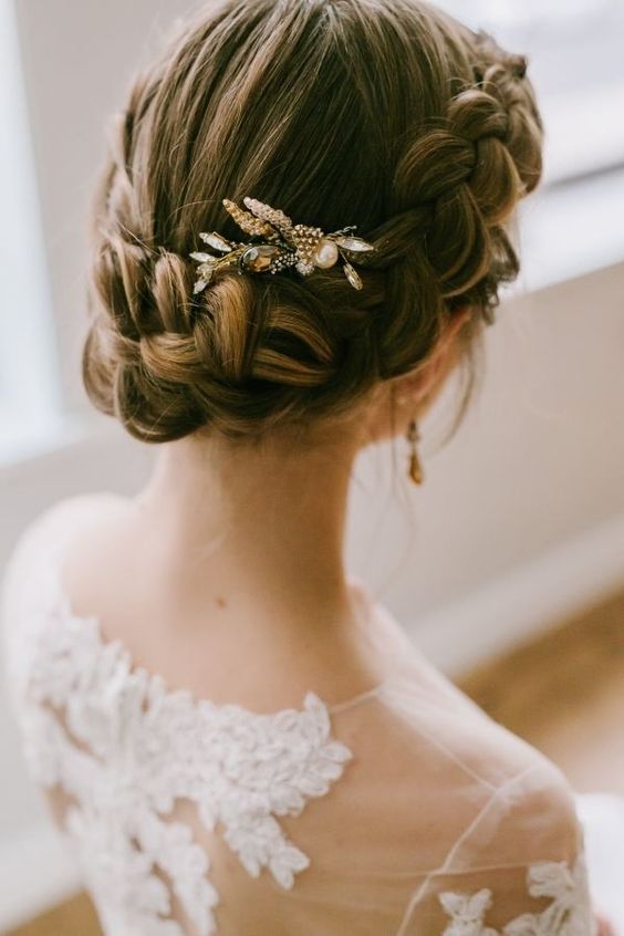 Everything You Need To Know About Wedding Hairstyles