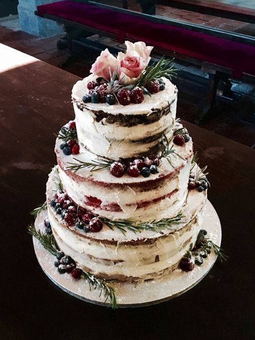 The Naked Wedding Cake Is It The Right Choice For You